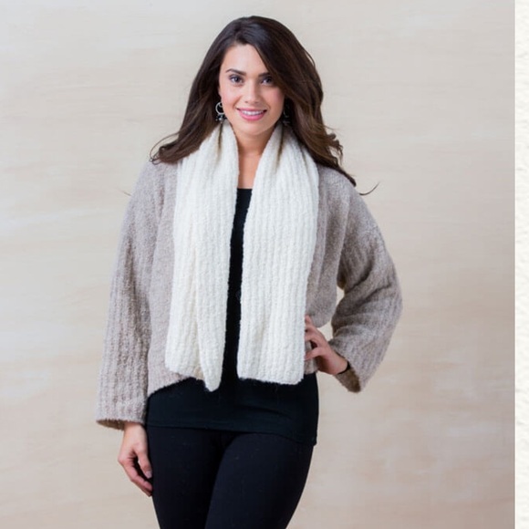 NWT. Multi style cardigan, alpaca wool - Picture 2 of 8